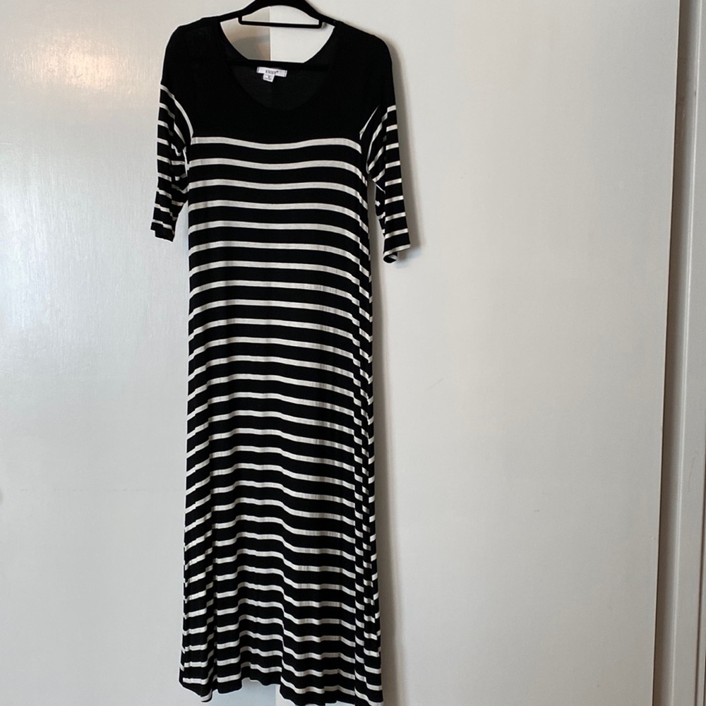 ‼️SOLD‼️ 3/4 Length Sleeve Casual Maxi Dress